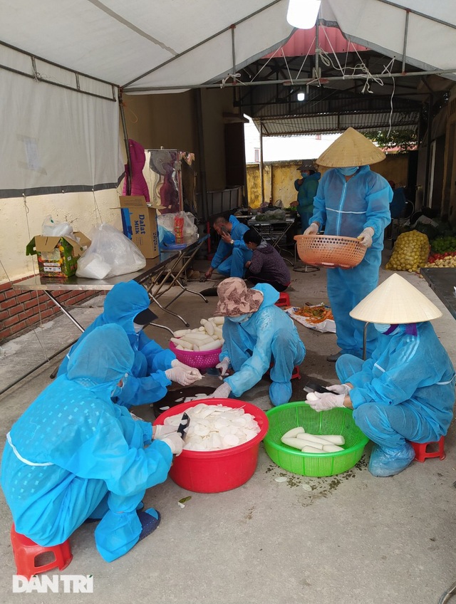 Cảm động bếp ăn dã chiến xuyên Tết luôn đỏ lửa tại ổ dịch TP Chí Linh - 14