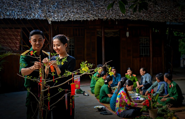Tết nghĩa tình của quân và dân miền Tây sông nước - 1 Tết nghĩa tình của quân và dân miền Tây sông nước - 1