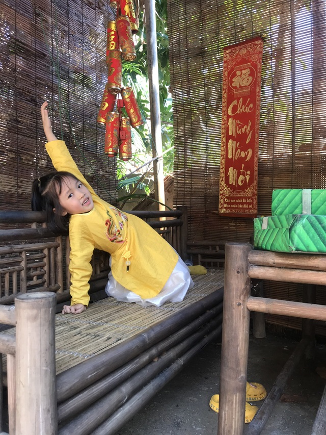 Năm mới, cùng trao nhau nụ cười - 3 Năm mới, cùng trao nhau nụ cười - 3