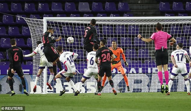 Casemiro ghi bàn, Real Madrid sống lại hy vọng vô địch La Liga - 2