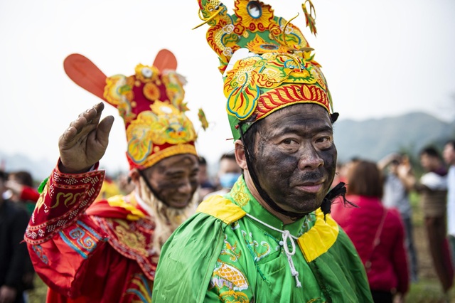 Unique ceremony procession of real life in Lang Son, tourists blush - 5