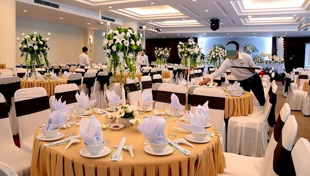 Đám cưới, tiệc mừng phải đăng ký số lượng người với UBND phường, xã - 1 Đám cưới, tiệc mừng phải đăng ký số lượng người với UBND phường, xã - 1
