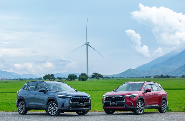 Nhận xe hơn 1 tháng, khách hàng vẫn choáng ngợp với công nghệ trên Corolla Cross - 1 Nhận xe hơn 1 tháng, khách hàng vẫn choáng ngợp với công nghệ trên Corolla Cross - 1