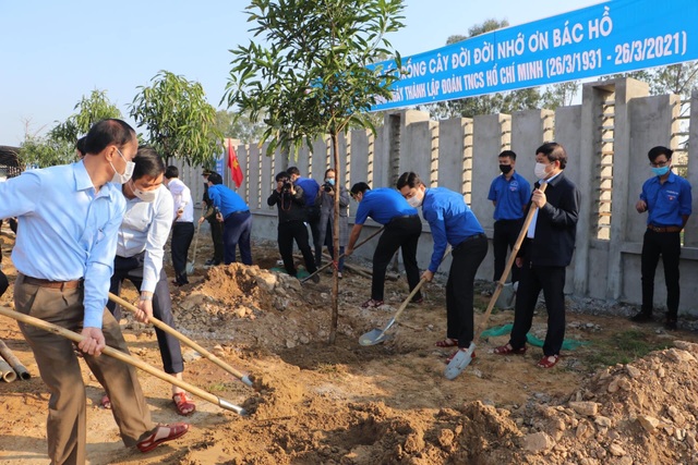 Khởi động tháng Thanh niên 2021 ở thị xã biển - 2 Khởi động tháng Thanh niên 2021 ở thị xã biển - 2