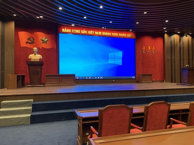 Hành trình chinh phục thị trường màn hình quảng cáo của LED DQ - 3 Hành trình chinh phục thị trường màn hình quảng cáo của LED DQ - 3