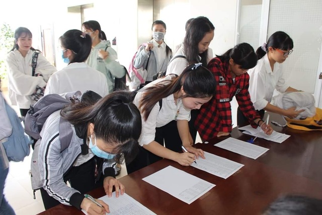 Năm học 2021, trường Đại học An Giang tuyển hơn 2.600 chỉ tiêu - 1 Năm học 2021, trường Đại học An Giang tuyển hơn 2.600 chỉ tiêu - 1