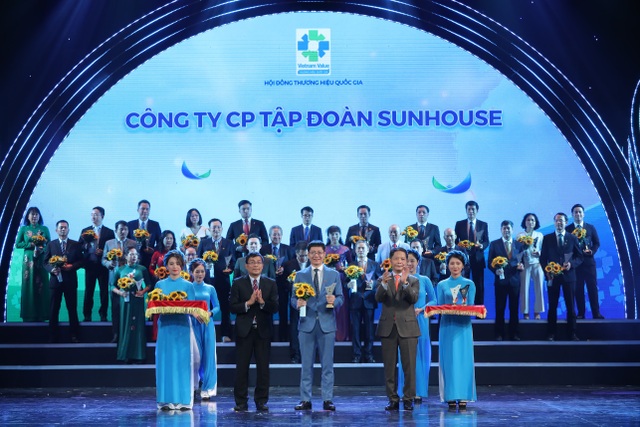 SUNHOUSE tự hào là doanh nghiệp đạt Thương hiệu quốc gia 2020 - 1 SUNHOUSE tự hào là doanh nghiệp đạt Thương hiệu quốc gia 2020 - 1