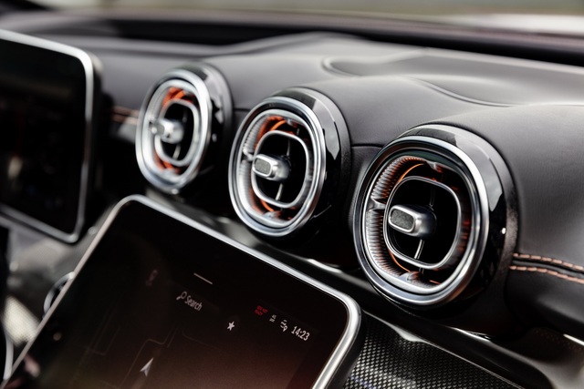 Mercedes-Benz C-Class 2022 chính thức ra mắt, vẫn là S-Class thu nhỏ - 15 Mercedes-Benz C-Class 2022 chính thức ra mắt, vẫn là S-Class thu nhỏ - 15