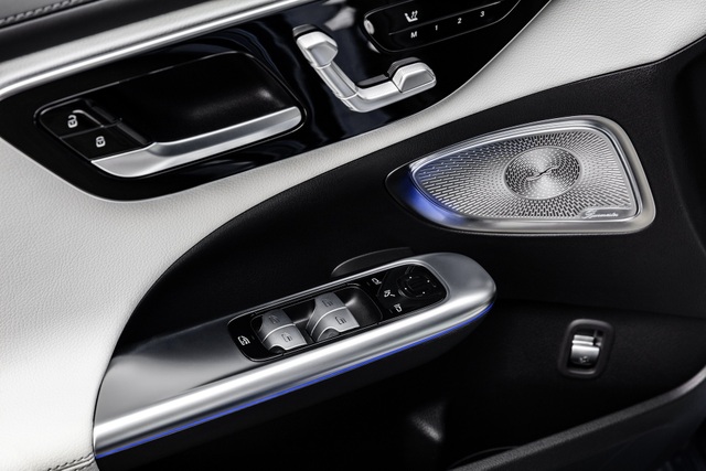 Mercedes-Benz C-Class 2022 chính thức ra mắt, vẫn là S-Class thu nhỏ - 35 Mercedes-Benz C-Class 2022 chính thức ra mắt, vẫn là S-Class thu nhỏ - 35