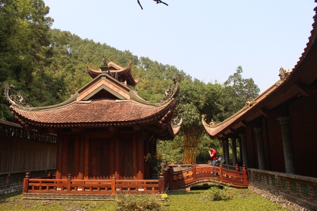 Lost in a fairy tale place in a thousand-year-old temple in Ha Nam - 11