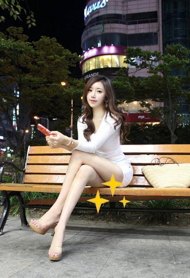 Cô giáo có hông quả táo đẹp nhất xứ Hàn gây bão mạng xã hội - 5 Cô giáo có hông quả táo đẹp nhất xứ Hàn gây bão mạng xã hội - 5