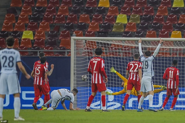 Atletico Madrid 0-1 Chelsea: Siêu phẩm xe đạp chổng ngược của Giroud - 4 Atletico Madrid 0-1 Chelsea: Siêu phẩm xe đạp chổng ngược của Giroud - 4