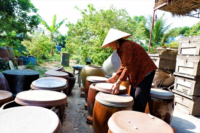Chuyện về người phụ nữ gìn giữ nghề làm nước mắm ở Cần Thơ - 3 Chuyện về người phụ nữ gìn giữ nghề làm nước mắm ở Cần Thơ - 3