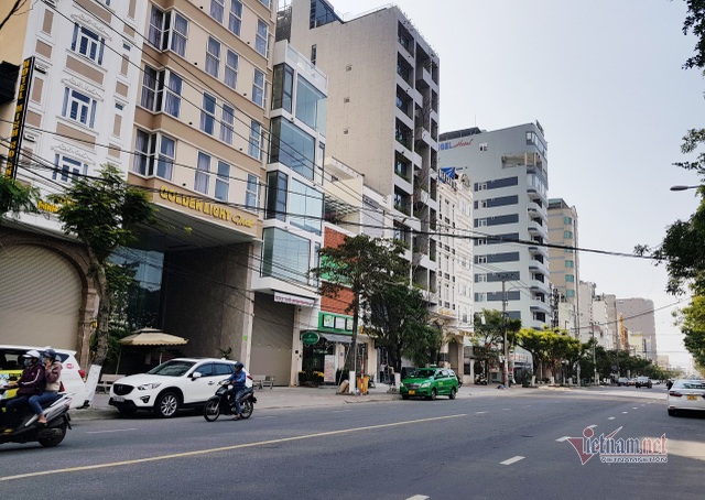 Chịu không nổi, đại gia Hà Nội bán rẻ khách sạn trăm tỷ đồng ở Đà Nẵng cắt lỗ - 3 Chịu không nổi, đại gia Hà Nội bán rẻ khách sạn trăm tỷ đồng ở Đà Nẵng cắt lỗ - 3