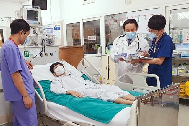 Chàng trai 25 tuổi đột ngột bị ngừng tim khi đang nằm nghỉ - 2