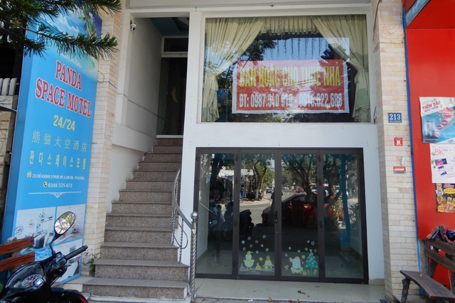 Chịu không thấu, khách sạn hạng sang ở Đà Nẵng cũng kín đáo rao bán - 2