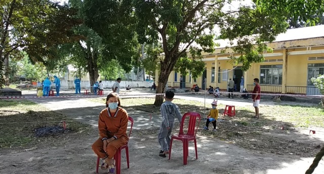Gia Lai dừng giãn cách xã hội tại 4 địa phương từ hôm nay - 2 Gia Lai dừng giãn cách xã hội tại 4 địa phương từ hôm nay - 2