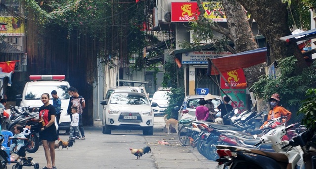Hà Nội: Phố phường nghi ngút khói ngày Rằm tháng Giêng - 2 Hà Nội: Phố phường nghi ngút khói ngày Rằm tháng Giêng - 2