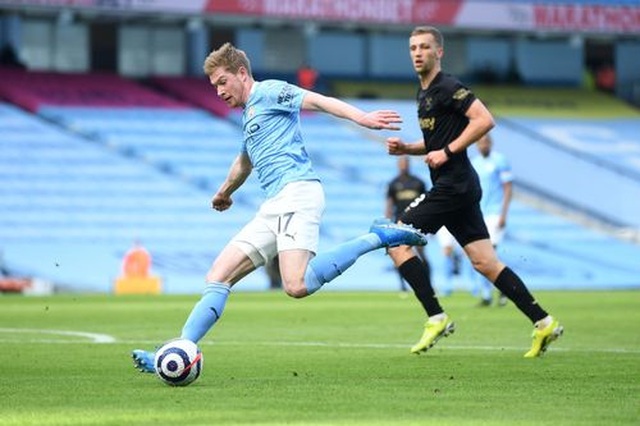 Man City 2-1 West Ham: Công bế tắc, thủ ghi bàn thay - 8 Man City 2-1 West Ham: Công bế tắc, thủ ghi bàn thay - 8