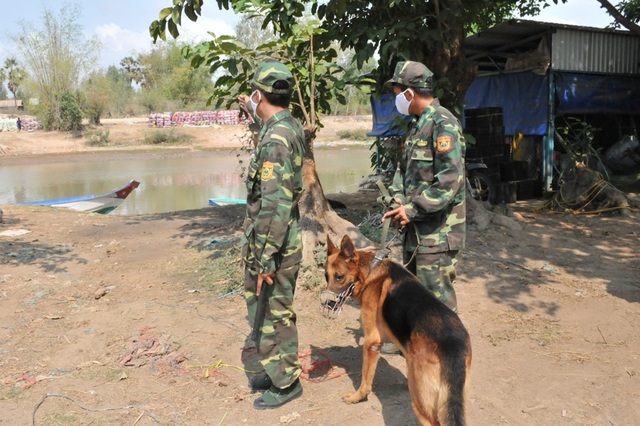 Dịch bùng phát ở Campuchia, lo ngại hàng nghìn người ồ ạt về nước - 1
