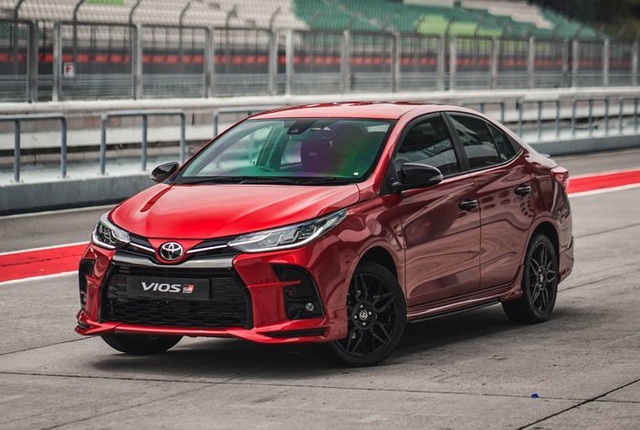 Sedan hạng B: Nhiều nâng cấp nhưng giá tăng, làm khó khách Việt - 3 Sedan hạng B: Nhiều nâng cấp nhưng giá tăng, làm khó khách Việt - 3