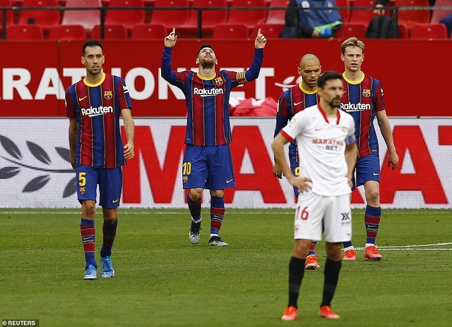 Messi tỏa sáng, Barcelona đánh bại Sevilla và soán ngôi Real Madrid - 6
