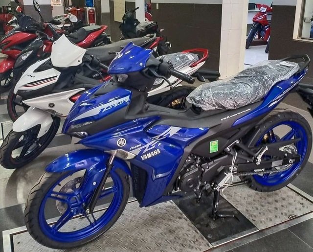 Exciter 155, Honda SH tăng giá mạnh tại đại lý sau Tết, chênh tới 16 triệu - 1 Exciter 155, Honda SH tăng giá mạnh tại đại lý sau Tết, chênh tới 16 triệu - 1