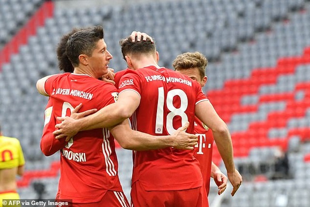 Lewandowski và Gnabry tỏa sáng rực rỡ, Bayern Munich vùi dập Cologne - 2