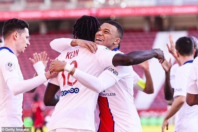 Mbappe lập cú đúp, PSG áp sát đội đầu bảng - 3 Mbappe lập cú đúp, PSG áp sát đội đầu bảng - 3
