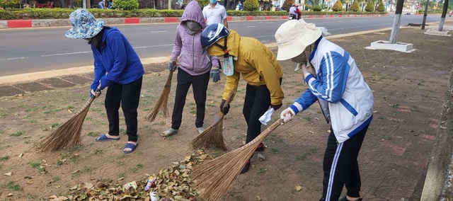 Học sinh ở vùng dịch vắng nhiều trong ngày đầu đi học trở lại - 5 Học sinh ở vùng dịch vắng nhiều trong ngày đầu đi học trở lại - 5