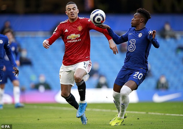 HLV Solskjaer tố Chelsea chơi bẩn khiến Man Utd mất oan quả phạt đền - 1 HLV Solskjaer tố Chelsea chơi bẩn khiến Man Utd mất oan quả phạt đền - 1