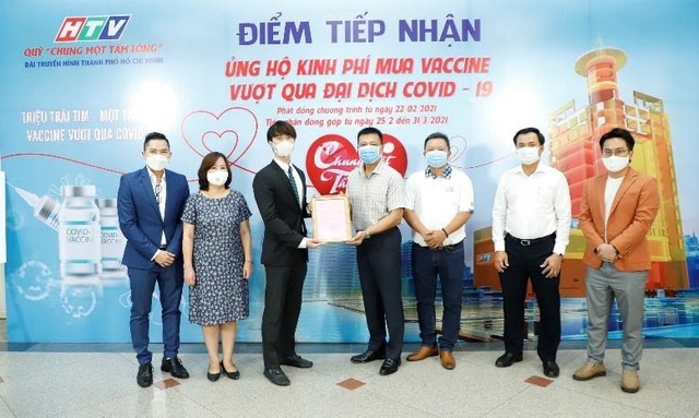Van Phuc Group ủng hộ 1 tỷ đồng mua Vaccine chung tay đẩy lùi Covid-19 - 2 Van Phuc Group ủng hộ 1 tỷ đồng mua Vaccine chung tay đẩy lùi Covid-19 - 2