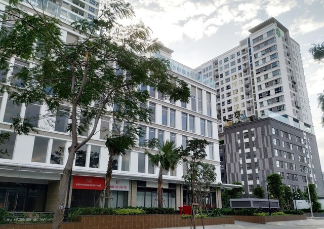 TP.HCM: Nhiều ông lớn bất động sản đang bế tắc tại hàng loạt dự án - 3 TP.HCM: Nhiều ông lớn bất động sản đang bế tắc tại hàng loạt dự án - 3