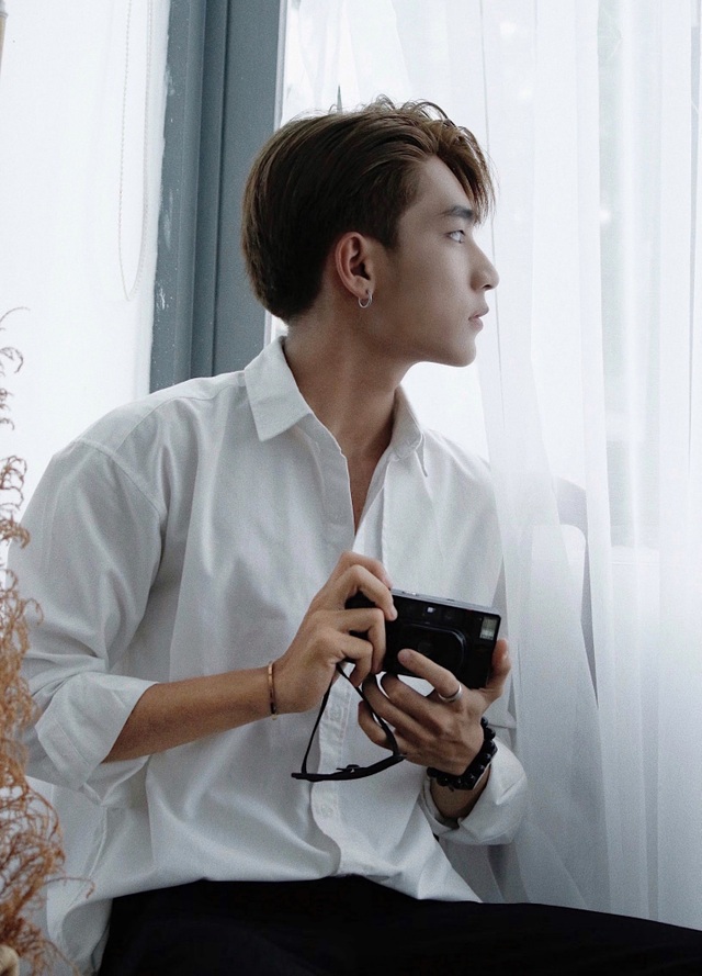 Hot boy từng nổi như cồn vì góc nghiêng giống Sơn Tùng M-TP giờ ra sao? - 5 Hot boy từng nổi như cồn vì góc nghiêng giống Sơn Tùng M-TP giờ ra sao? - 5