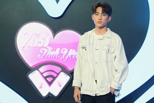Hot boy từng nổi như cồn vì góc nghiêng giống Sơn Tùng M-TP giờ ra sao? - 9 Hot boy từng nổi như cồn vì góc nghiêng giống Sơn Tùng M-TP giờ ra sao? - 9