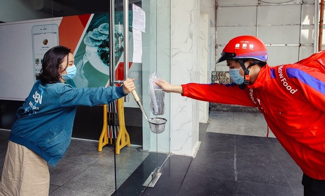 Những tuyệt chiêu bán hàng cười ra nước mắt chỉ có ở Việt Nam thời Covid-19 - 7 Những tuyệt chiêu bán hàng cười ra nước mắt chỉ có ở Việt Nam thời Covid-19 - 7