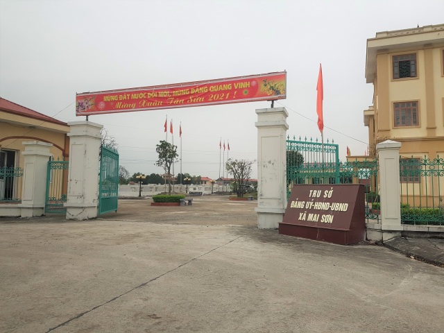 Cảnh cáo Chủ tịch xã dính hàng loạt sai phạm, bị dân tố cáo nhiều năm - 1 Cảnh cáo Chủ tịch xã dính hàng loạt sai phạm, bị dân tố cáo nhiều năm - 1