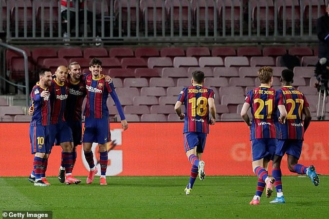 Ngược dòng kinh điển trước Sevilla, Barcelona tiến vào chung kết - 7 Ngược dòng kinh điển trước Sevilla, Barcelona tiến vào chung kết - 7