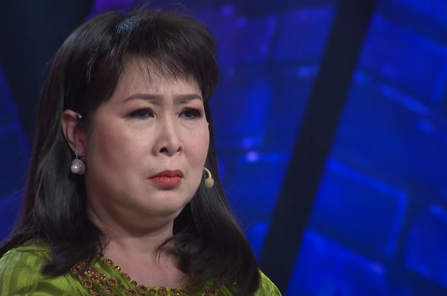 NSND Hồng Vân thẳng thắn nói Trường Giang: Em làm MC kiểu gì vậy? - 2 NSND Hồng Vân thẳng thắn nói Trường Giang: Em làm MC kiểu gì vậy? - 2