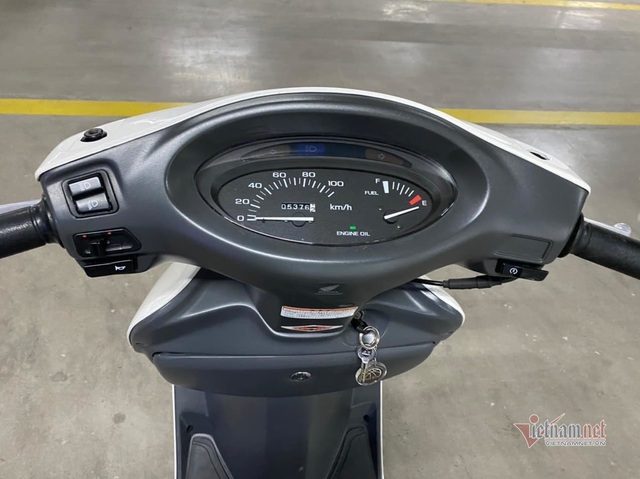 Săn cặp đôi Honda Spacy với giá gần 600 triệu đồng ở Hà Nội - 3 Săn cặp đôi Honda Spacy với giá gần 600 triệu đồng ở Hà Nội - 3