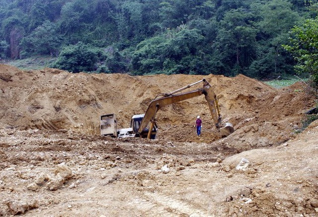 Phát hiện nhiều sai phạm trong khai thác khoáng sản ở tỉnh Hòa Bình - 1 Phát hiện nhiều sai phạm trong khai thác khoáng sản ở tỉnh Hòa Bình - 1