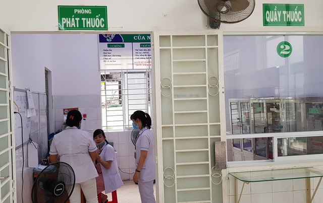 Người bệnh vắng như chùa Bà Đanh, 34 trạm y tế bị cắt bảo hiểm - 2 Người bệnh vắng như chùa Bà Đanh, 34 trạm y tế bị cắt bảo hiểm - 2
