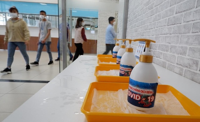 Tình huống khẩn cấp khi dịch Covid-19 xuất hiện trong cộng đồng - 3 Tình huống khẩn cấp khi dịch Covid-19 xuất hiện trong cộng đồng - 3