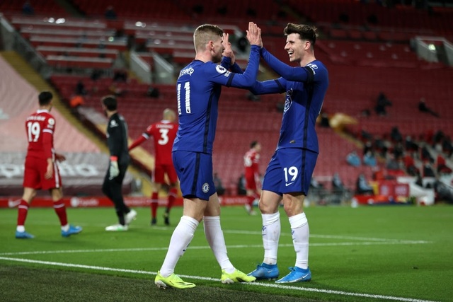 Những khoảnh khắc thảm họa của Liverpool trước Chelsea - 6