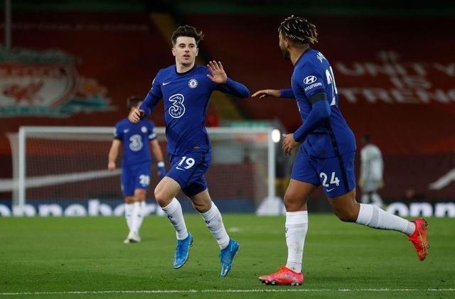 Những khoảnh khắc thảm họa của Liverpool trước Chelsea - 10
