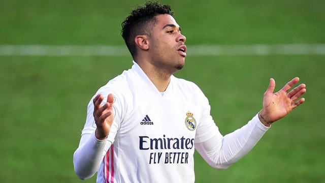 Real Madrid méo mặt trước trận đại chiến mùa giải với Atletico - 1 Real Madrid méo mặt trước trận đại chiến mùa giải với Atletico - 1