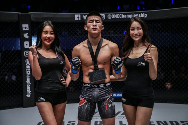Chiến binh Rồng Trung Quốc muốn thách đấu với Thành Lê - 3 Chiến binh Rồng Trung Quốc muốn thách đấu với Thành Lê - 3