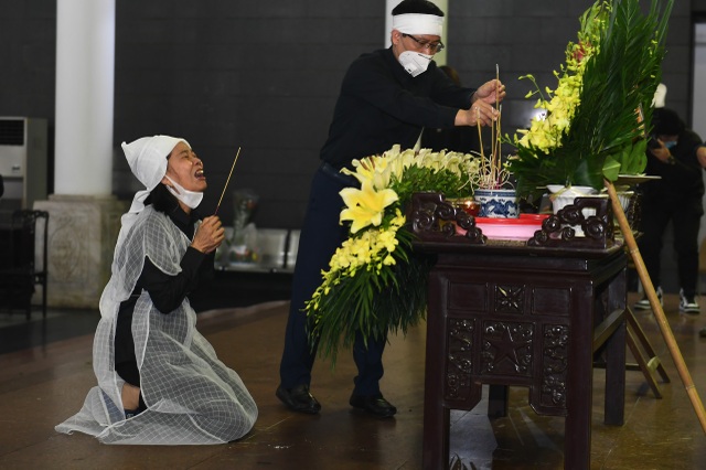 Nghệ sĩ ngậm ngùi tiễn biệt ông già hiền lành, chất phác của màn ảnh Việt - 6 Nghệ sĩ ngậm ngùi tiễn biệt ông già hiền lành, chất phác của màn ảnh Việt - 6