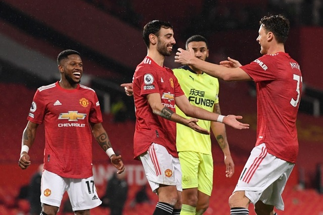 Man Utd sắp mất núi tiền vì Bruno Fernandes - 2 Man Utd sắp mất núi tiền vì Bruno Fernandes - 2