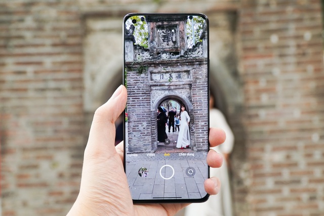 Đánh giá Xiaomi Mi 11: đối thủ của iPhone 12, Galaxy S21+ - 4 Đánh giá Xiaomi Mi 11: đối thủ của iPhone 12, Galaxy S21+ - 4